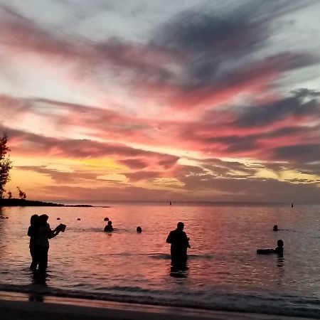 Chez nous Apartman Pereybere Beach Kültér fotó